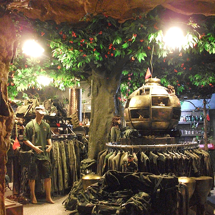 香港軍味兒服飾包柱仿真樹(shù)連鎖工程