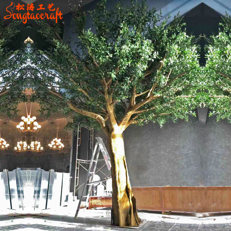 室內(nèi)大型假橄欖樹